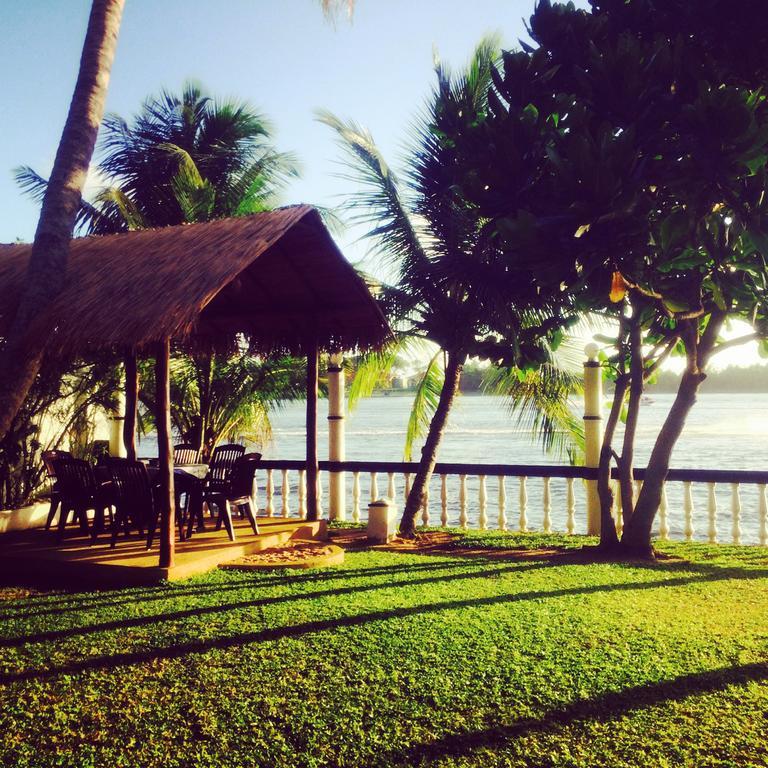 Hotel Hemadan Bentota Esterno foto