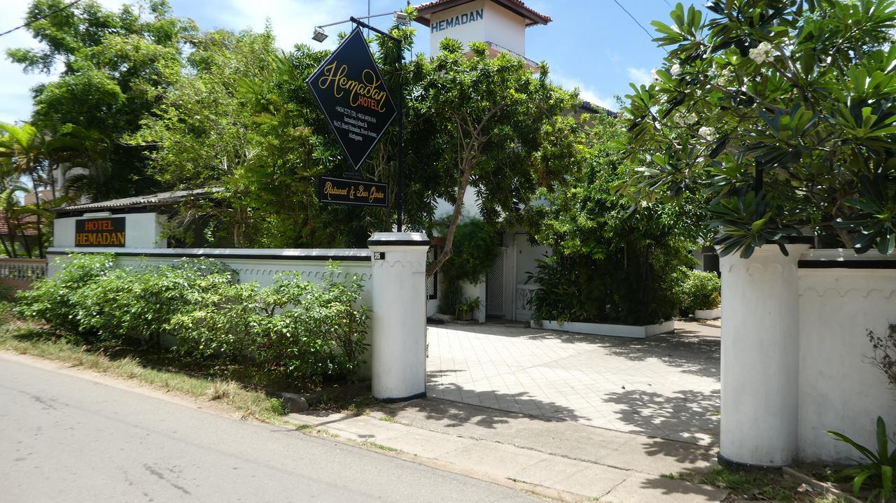 Hotel Hemadan Bentota Esterno foto